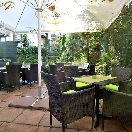 Arena City Hotel 4*