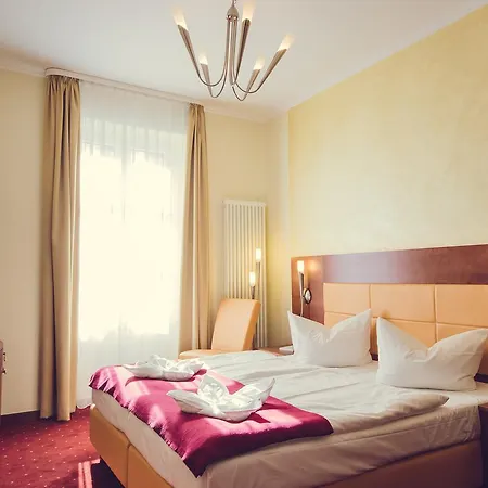 Hotel Arena City 4*