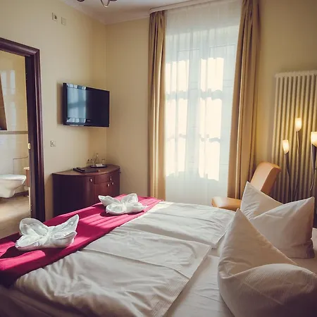 Arena City Hotel 4*