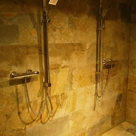 Hotel Arena City 4*